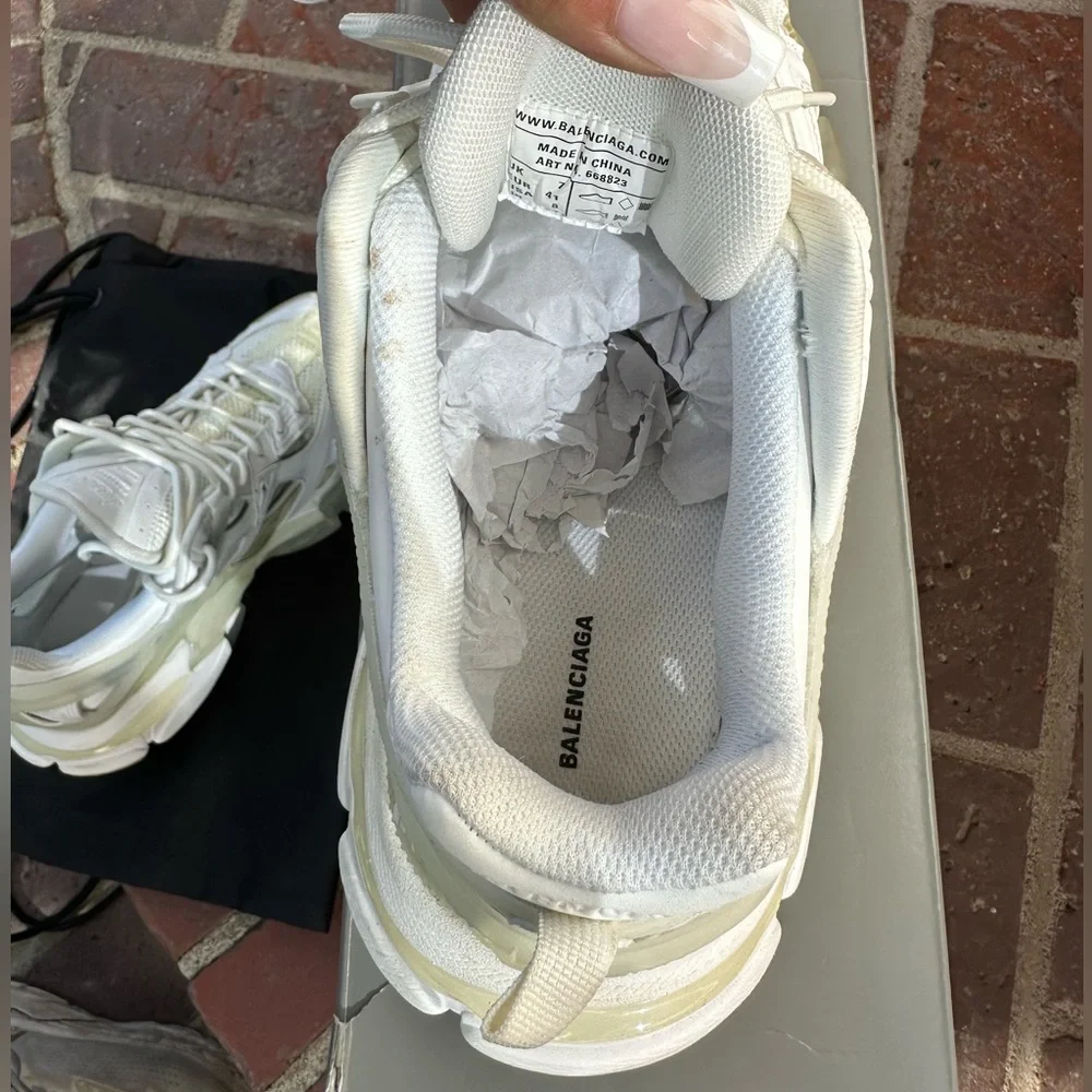 Balenciaga Cream and White Chunky Sneakers - Picture 5 of 6